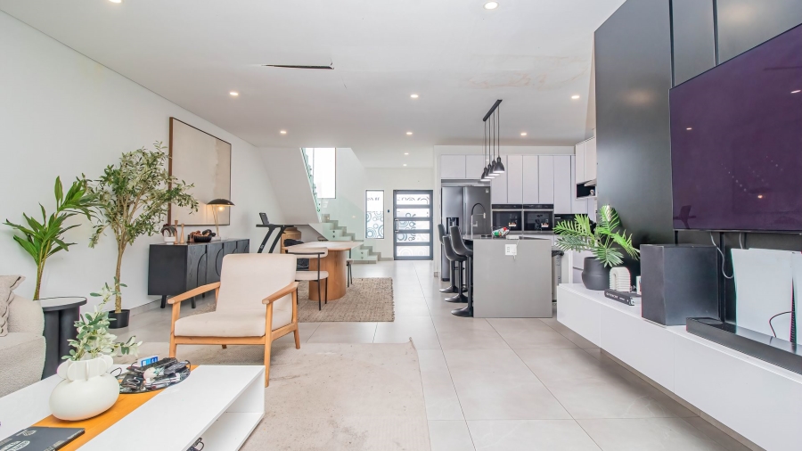4 Bedroom Property for Sale in Sandown Western Cape
